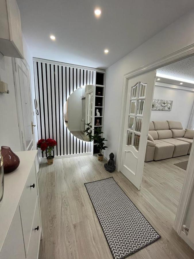 Apartamentos C&E Haro Ngoại thất bức ảnh
